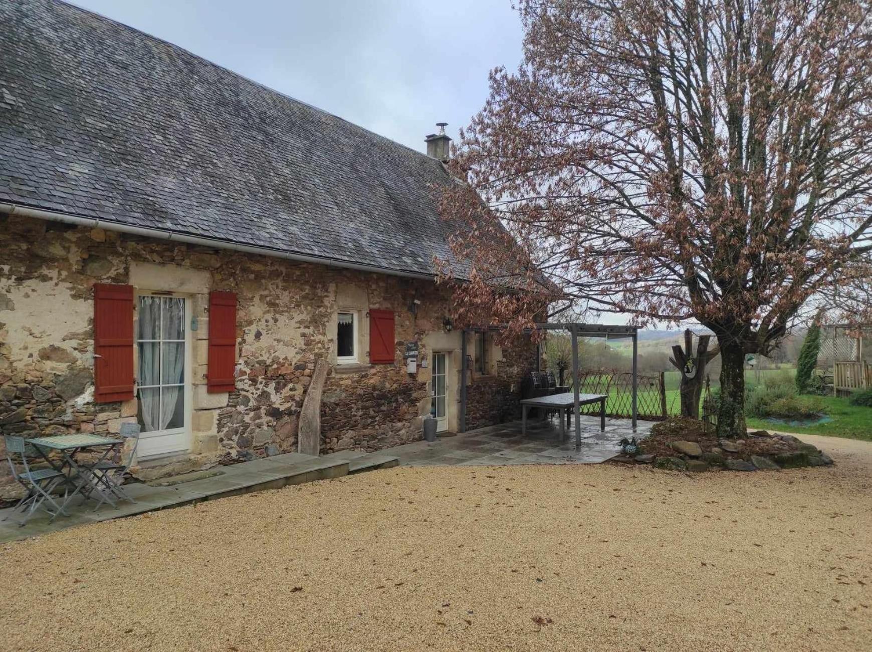 Domaine De La Clauzade Bed & Breakfast Saint-Germain-les-Vergnes Exterior photo