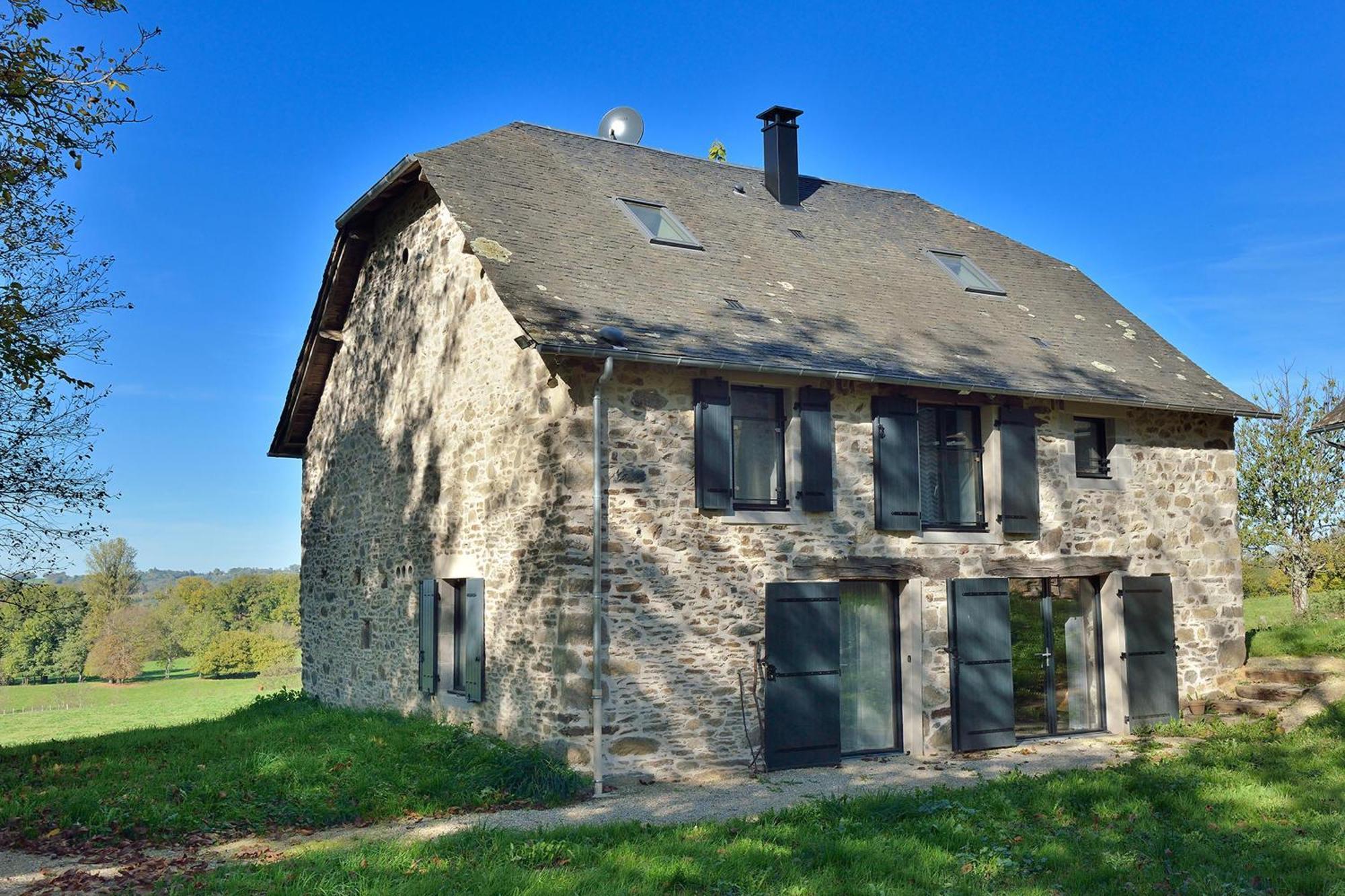 Domaine De La Clauzade Bed & Breakfast Saint-Germain-les-Vergnes Exterior photo