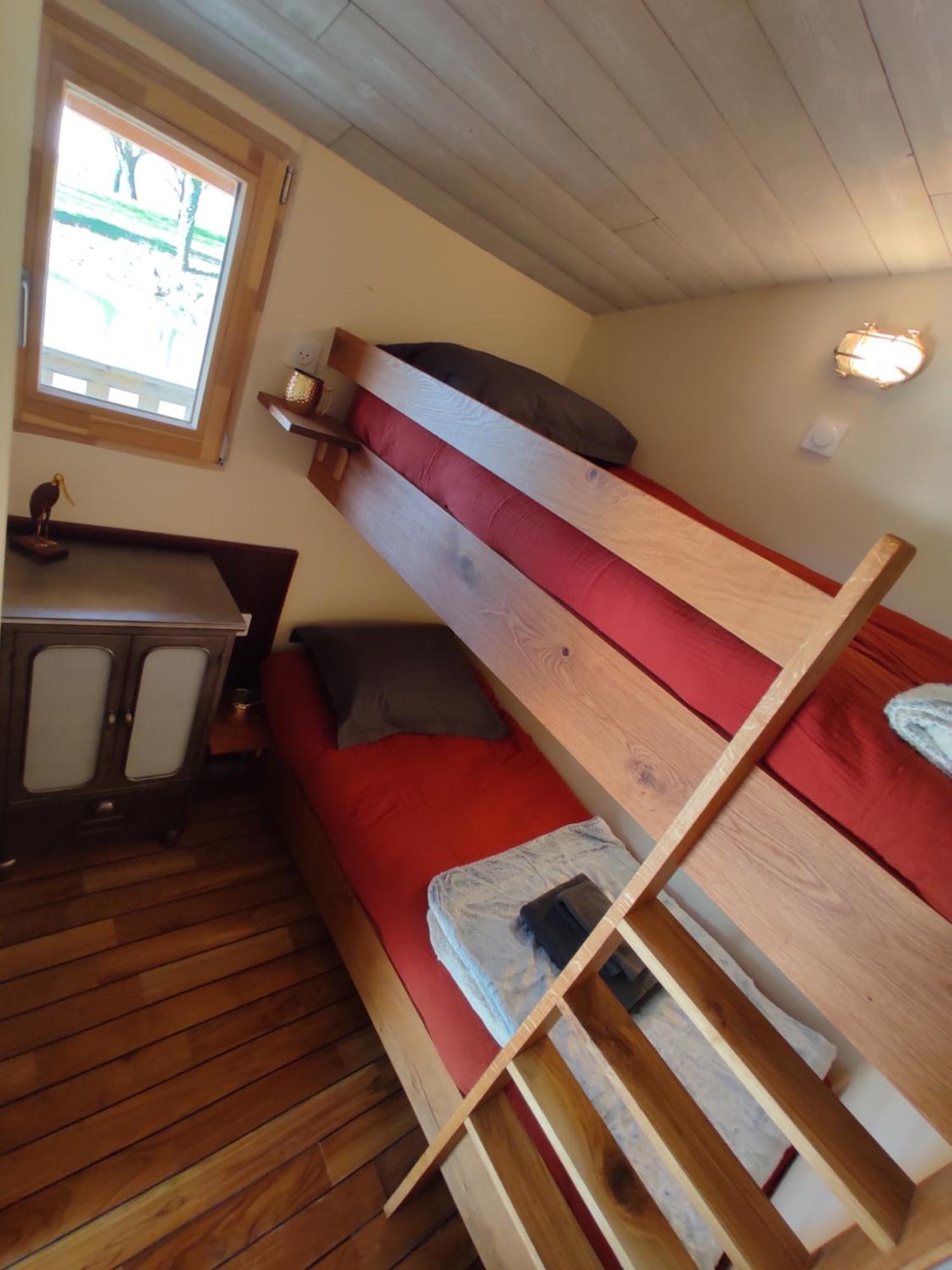 Domaine De La Clauzade Bed & Breakfast Saint-Germain-les-Vergnes Room photo