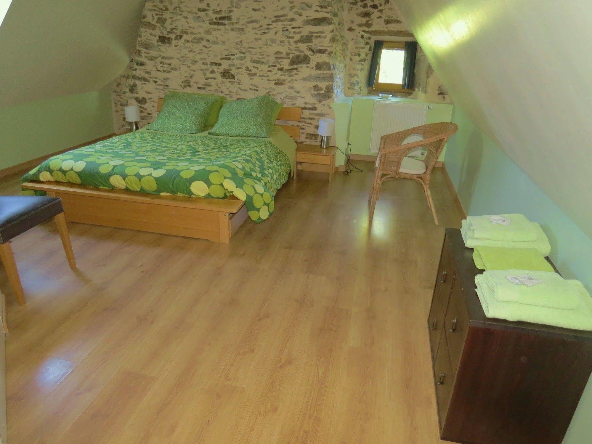 Domaine De La Clauzade Bed & Breakfast Saint-Germain-les-Vergnes Exterior photo