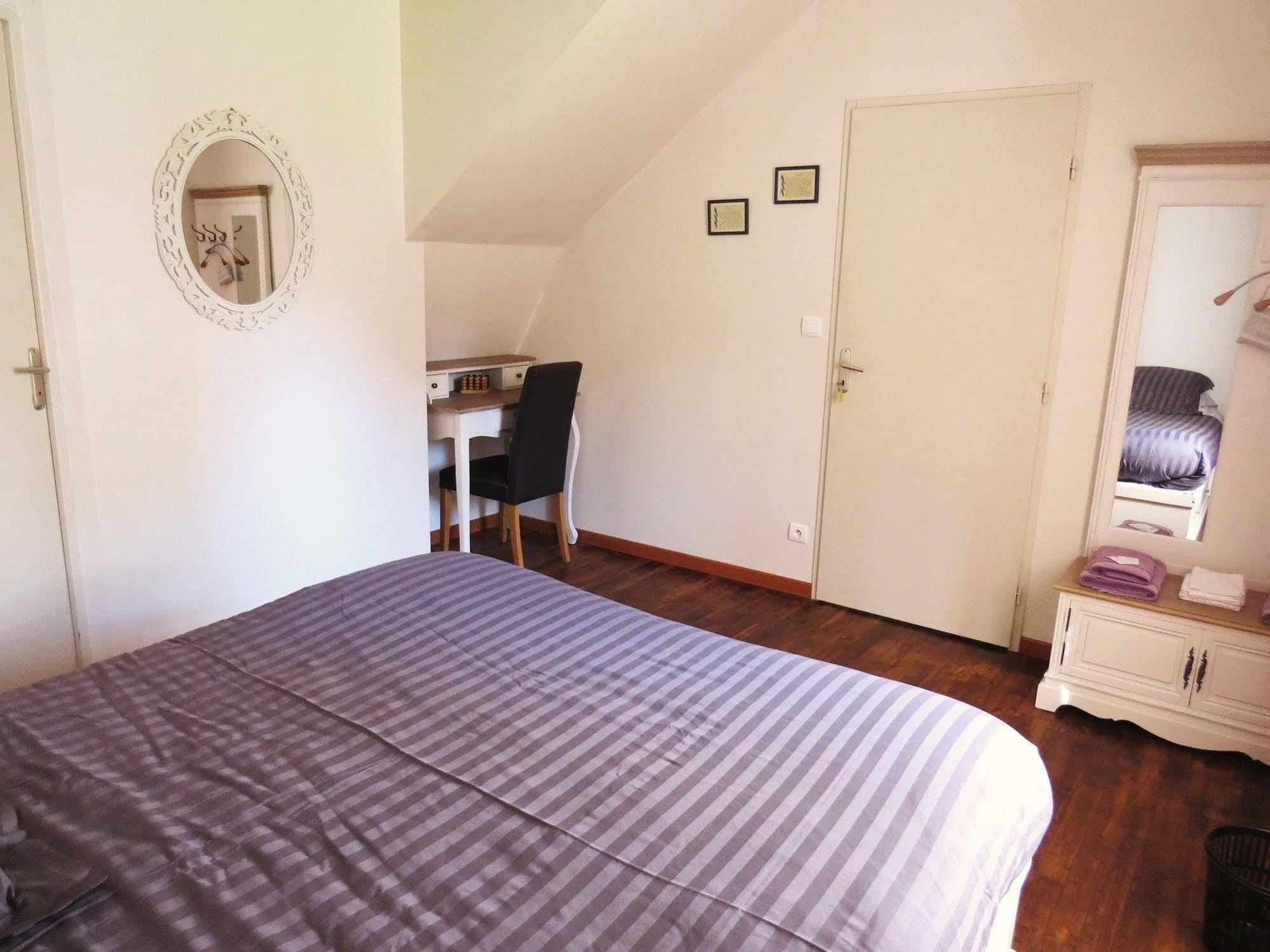 Domaine De La Clauzade Bed & Breakfast Saint-Germain-les-Vergnes Exterior photo
