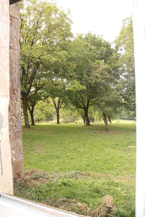 Domaine De La Clauzade Bed & Breakfast Saint-Germain-les-Vergnes Exterior photo